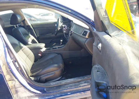 2018 Kia Optima S z USA, uszkodzony, nr VIN 5XXGT4L3XJG241342